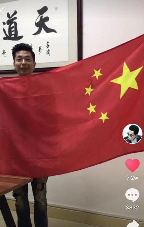 原发性肌张力障碍典型症状